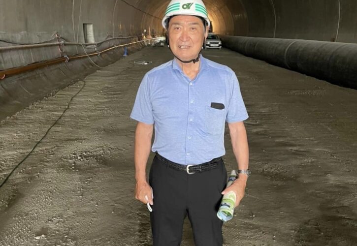 【鈴鹿四日市道路】の坂部トンネルの工事等遠視察
